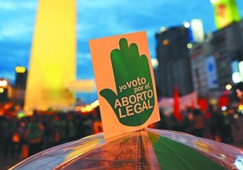 Aborto legal, una deuda de la democracia 