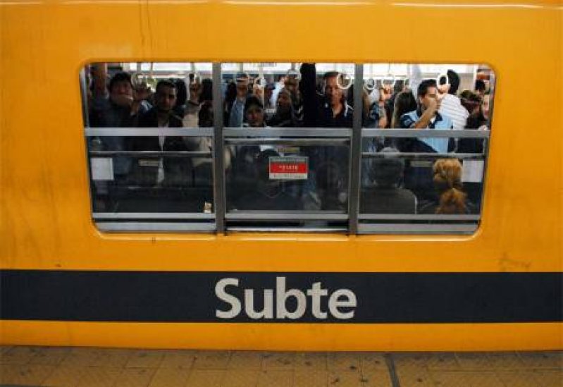 Macri adelantó que la tarifa “técnica y real” del subte será de $6 