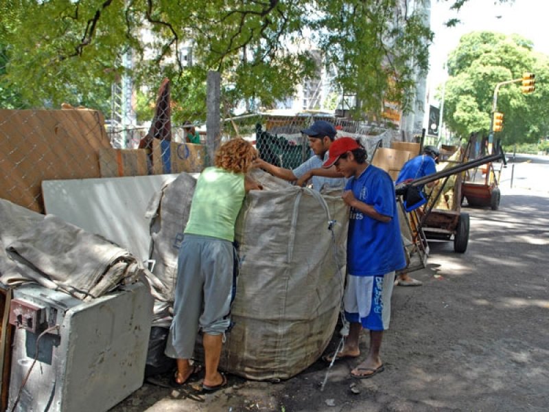 Un esperado reconocimiento para los cartoneros 