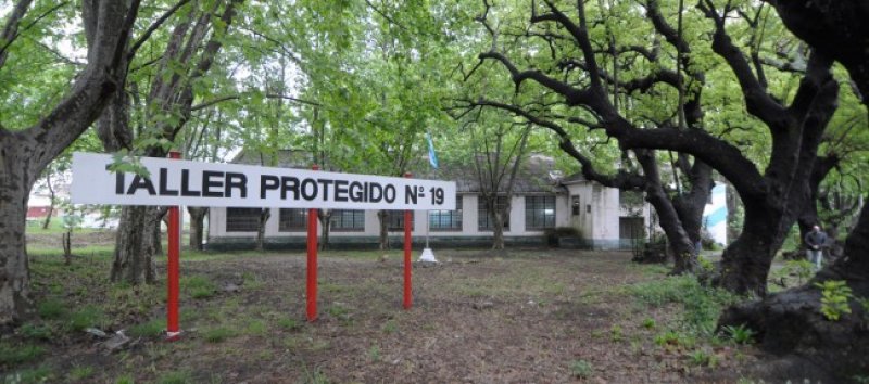 La Justicia ordenó reabrir el taller del Borda demolido por el macrismo