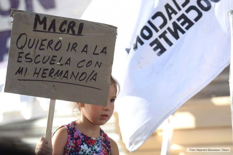 Piden sumariar a funcionarios por la inscripción online