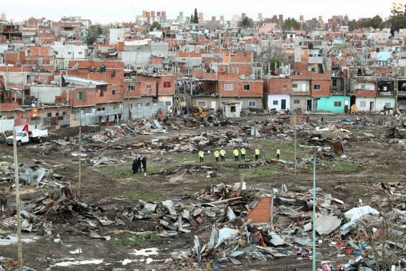 Duras críticas por la reducción del presupuesto para vivienda