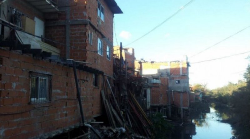 Denuncian al Gobierno porteño por el abandono del Barrio Rodrigo Bueno