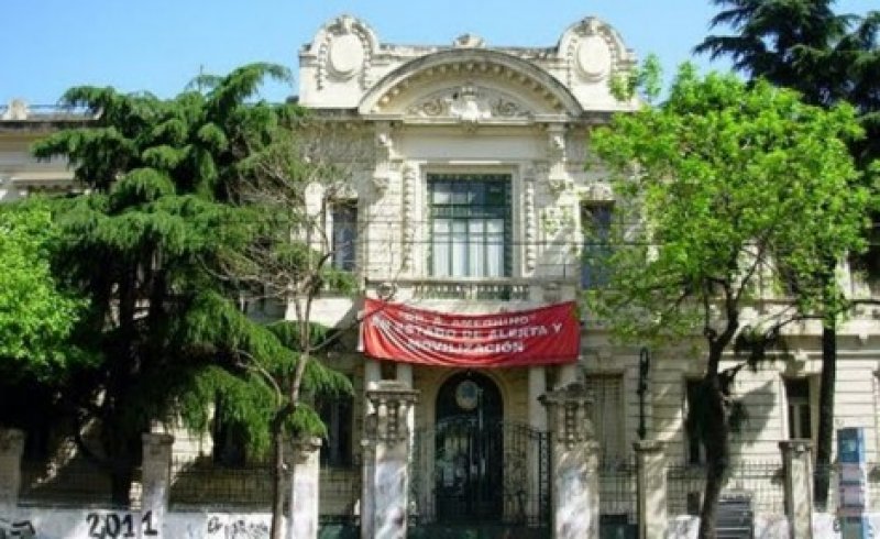 Denuncian al Gobierno porteño por el desmantelamiento del sistema de salud mental
