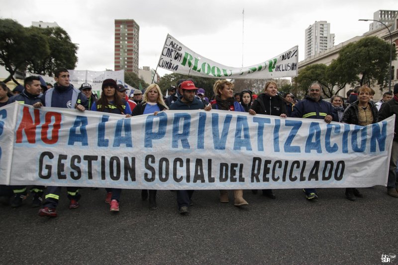 El Gobierno porteño se comprometió a no privatizar el servicio de reciclado urbano