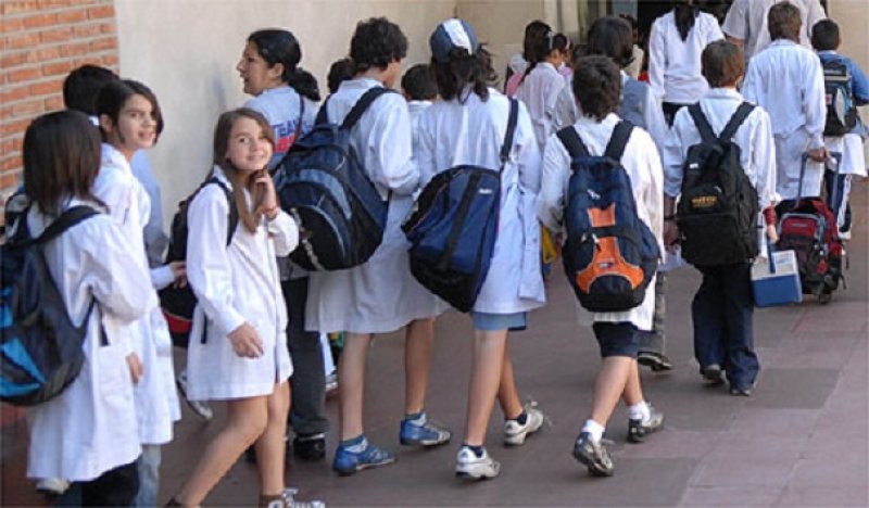 Primer amparo contra la doble jornada en las escuelas porteñas