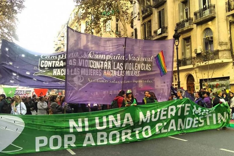 Marchas y protocolazo en el Día contra la violencia de género