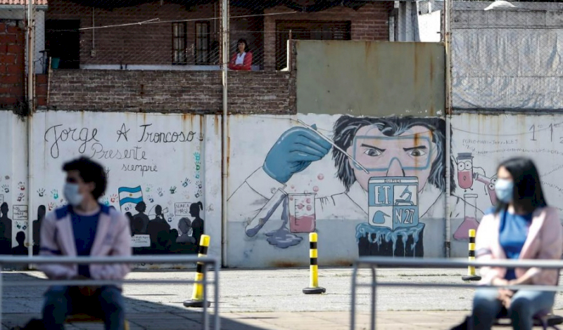 Revinculación: cinco casos de coronavirus en escuelas porteñas