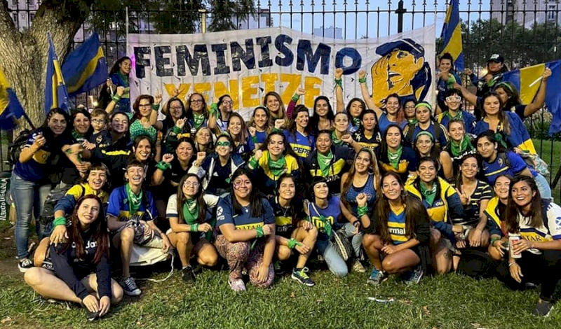 Xeneizes y feministas