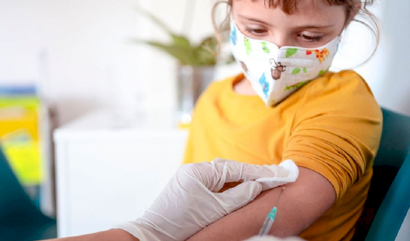 Pediatras del Garrahan reclaman por las demoras en la vacunación infantil