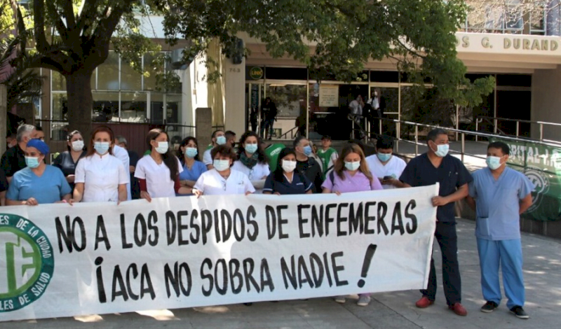 Protesta por una nueva ola de despidos en el Durand