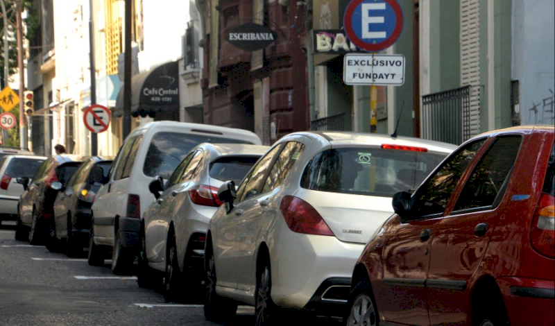 Aprueban un nuevo sistema de estacionamiento