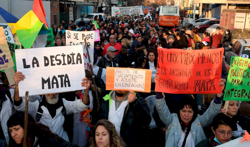 Caravana tras la muerte de una niña en la villa 21-24