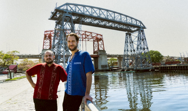 Desde el río, llegó Yopará