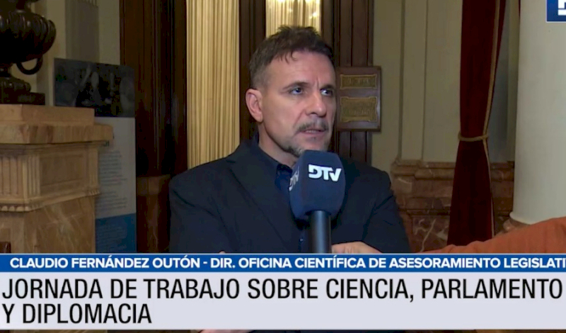 Ciencia, parlamento y diplomacia