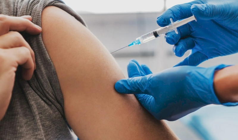 Avanza el plan de vacunación contra el dengue