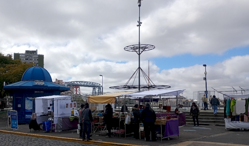 Volvió la feria de La Boca, pero…